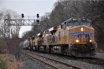 Eastbound manifest comes through Chestnut